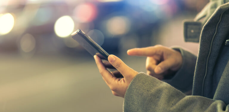 ¿Me pueden secuestrar el celular personal en un allanamiento