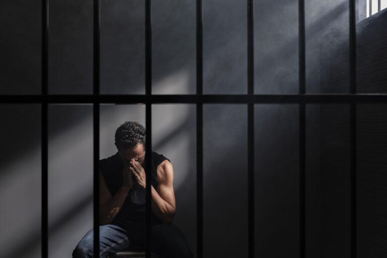 Diferencia entre ser autor material, coautor o partícipe secundario de un crimen